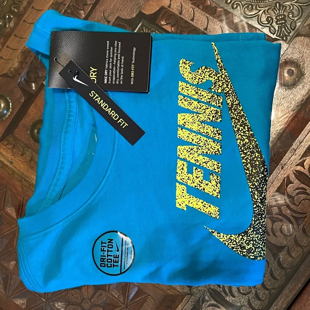 NWT Nike Dri-Fit Turquoise Tennis Tee with Yellow Graphic Mens Sz XS
